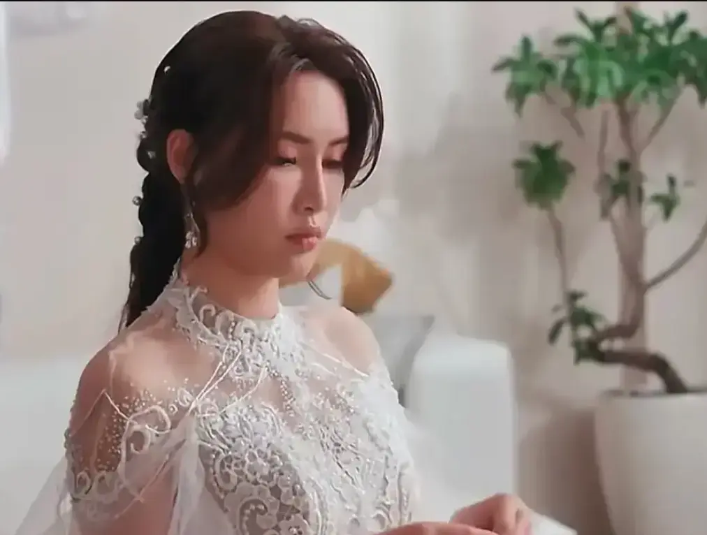 《苏畅-小凤新婚》完整未删减版-艾熙倾情演绎怀旧台味风情-4K高清无删减在线观看-夸克网盘免费下载