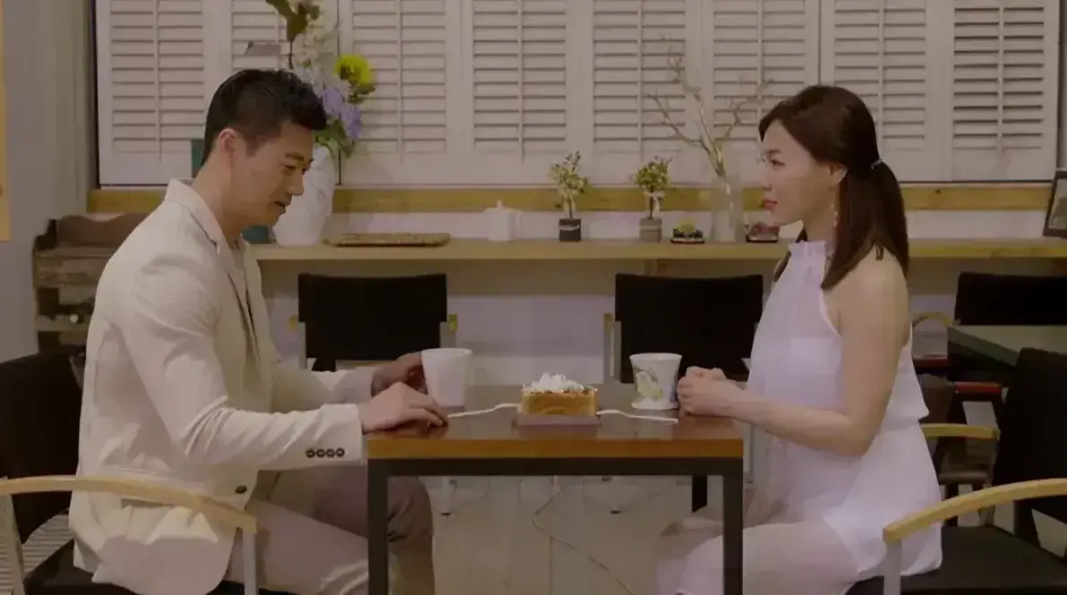 《邻居家妻子》韩国电影未删减1080P韩语中字百度网盘夸克迅雷下载-邻居家妻子高清在线观看-乏味婚姻情感越界完整版