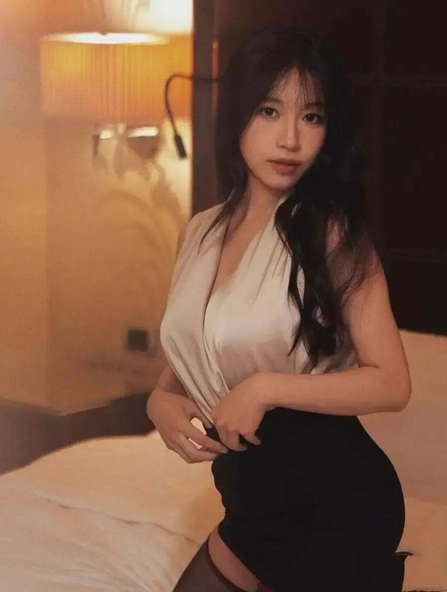 《小凤新婚》全集完整版在线免费放送-苏畅艾熙双人演绎小凤新婚-纯净版无植入无弹窗高清直链秒播放