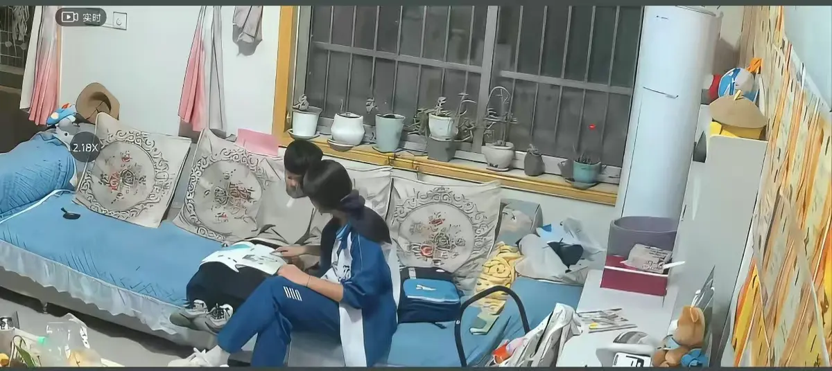 《来自姐姐的爱》无删减完整版在线播放-暖心姐弟互动日常高清正片-来自姐姐的爱全集免费观看